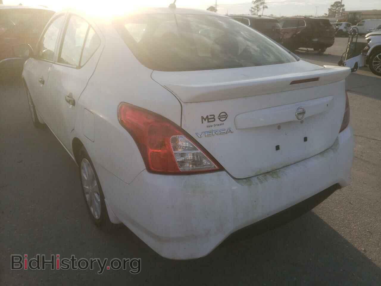 2017 NISSAN VERSA - VIN: 3N1CN7AP8HL828642 - Фото 3