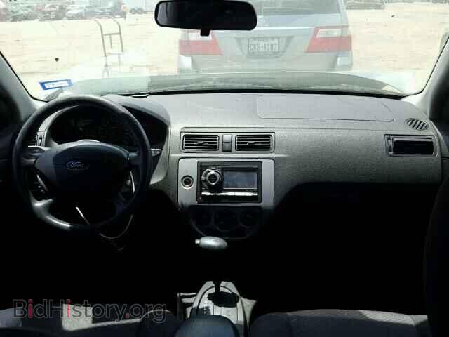 2005 FORD FOCUS - VIN: 3FAHP37N35R124424 - Фото 9