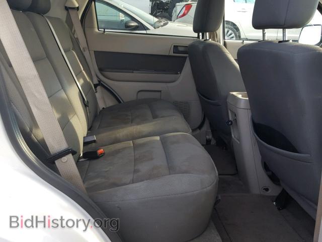 2009 FORD ESCAPE - VIN: 1FMCU03779KC04172 - Фото 6