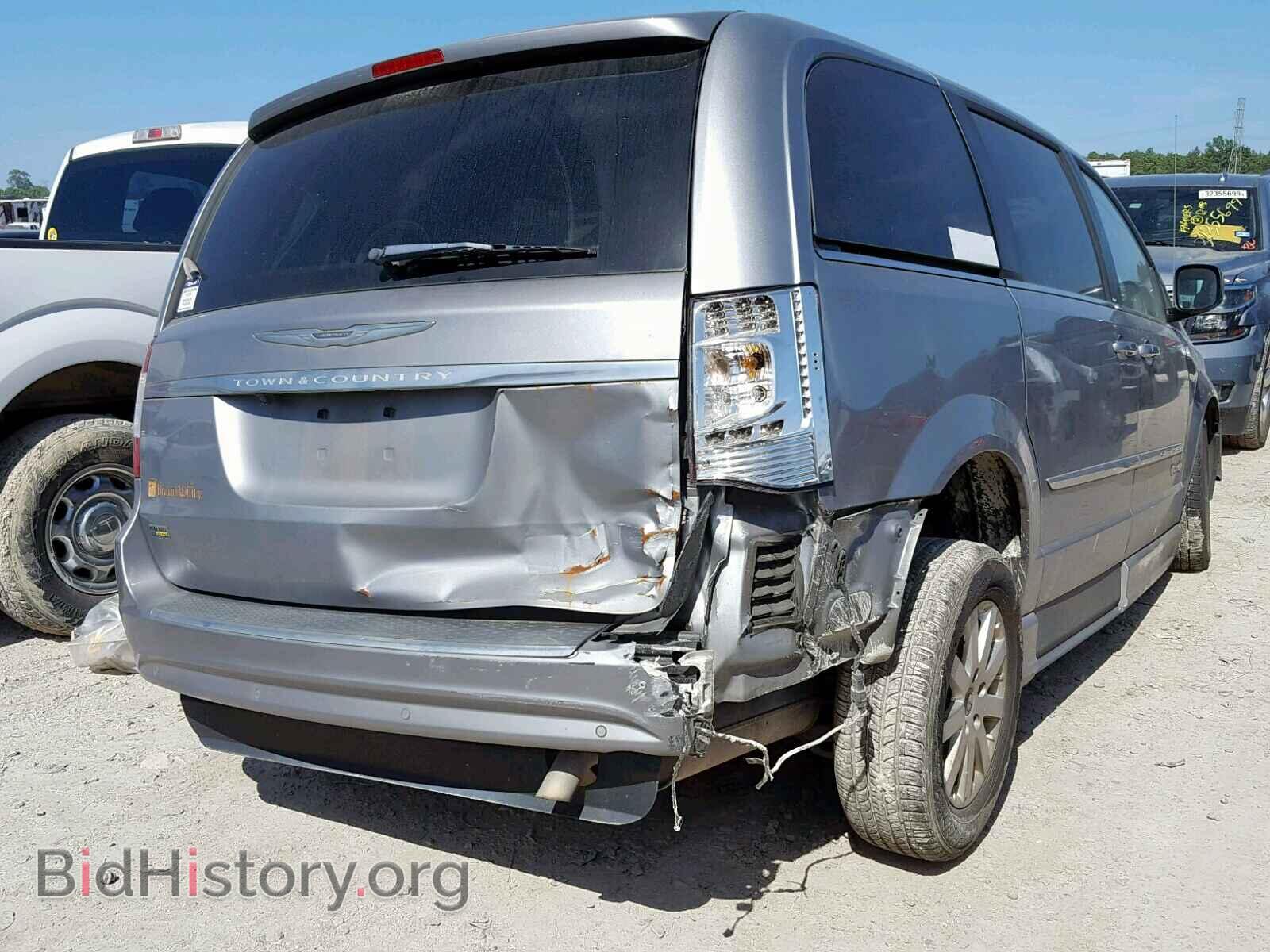 2013 CHRYSLER TOWN & COU - VIN: 2C4RC1BG1DR700586 - Фото 4