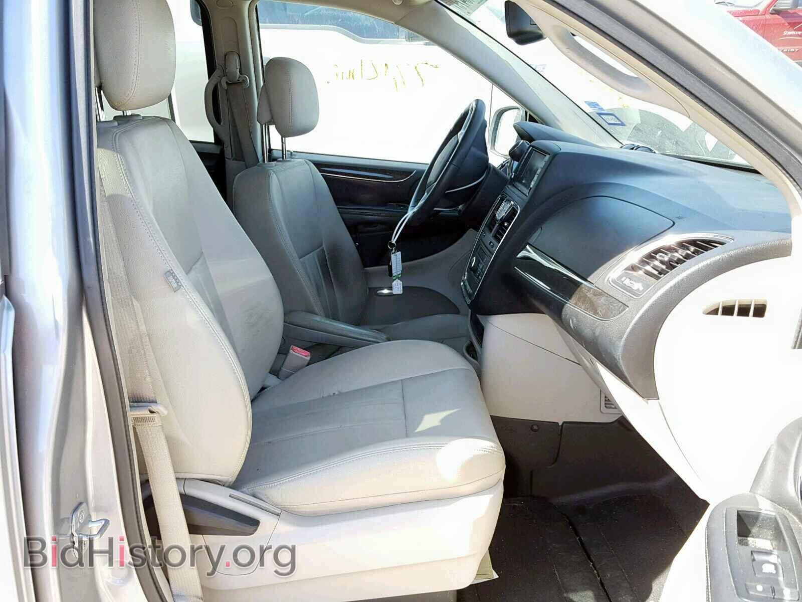 2013 CHRYSLER TOWN & COU - VIN: 2C4RC1BG1DR700586 - Фото 5