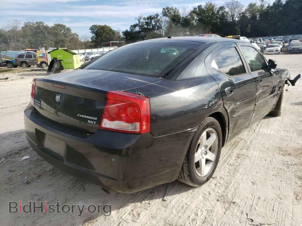2010 DODGE CHARGER - VIN: 2B3CA3CV6AH118037 - Фото 4