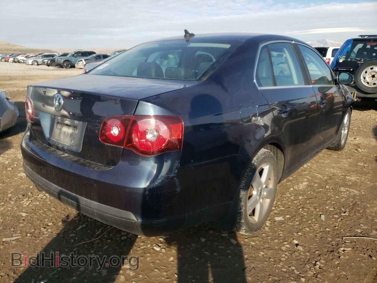 2008 VOLKSWAGEN JETTA - VIN: 3VWRM71K88M123779 - Фото 4