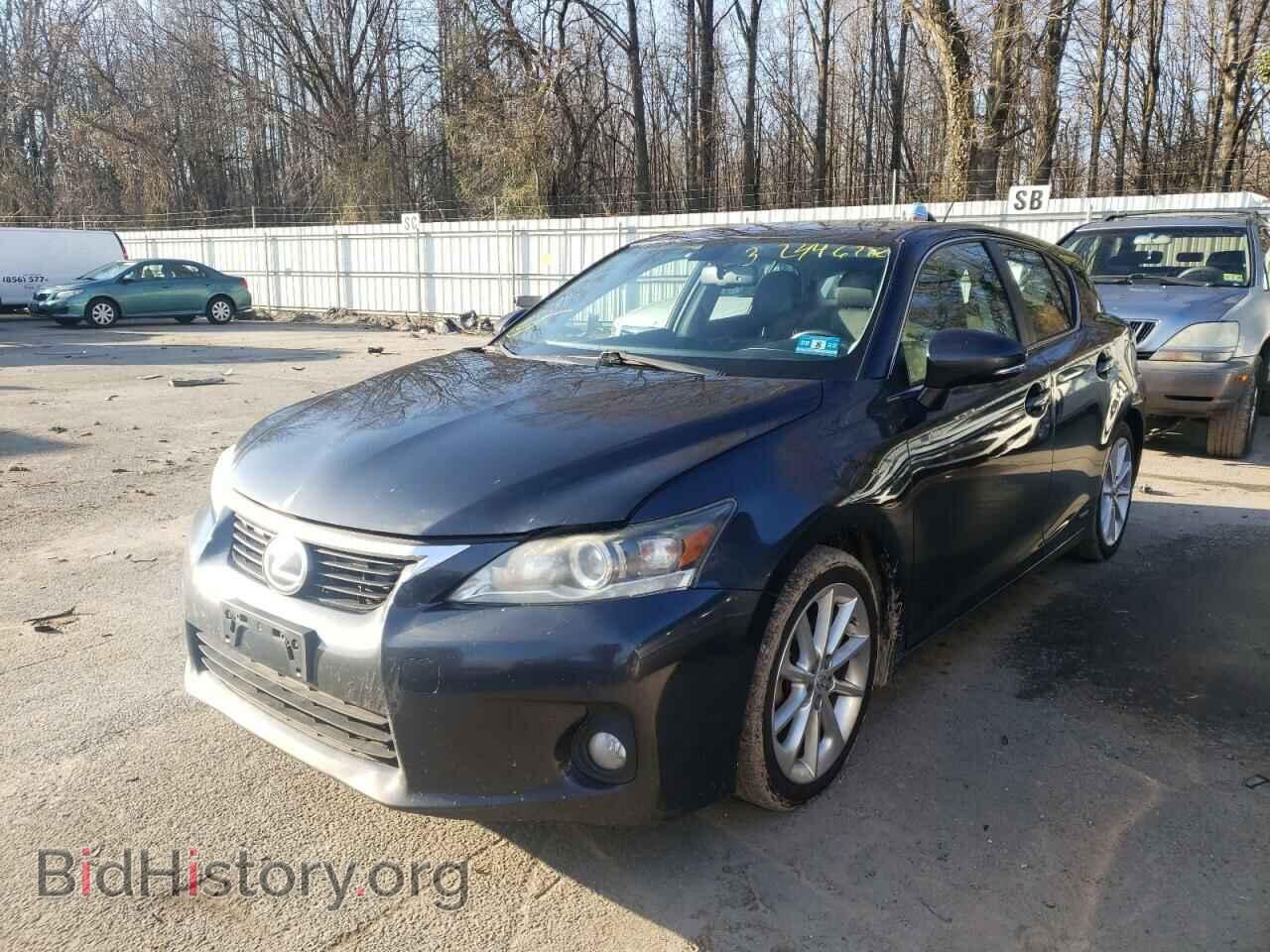 2011 LEXUS CT 200 - VIN: JTHKD5BH1B2037674 - Photo 2