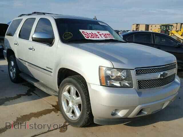 Photo 1GNUKCE01AR125633 - CHEVROLET TAHOE 2010