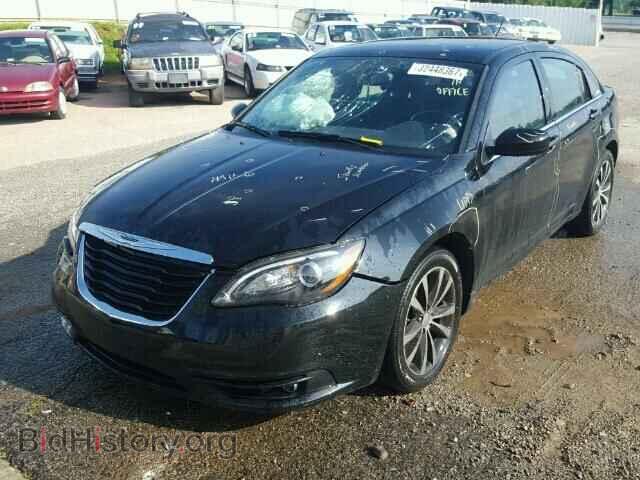 2013 CHRYSLER 200 - VIN: 1C3CCBBBXDN578618 - Фото 2