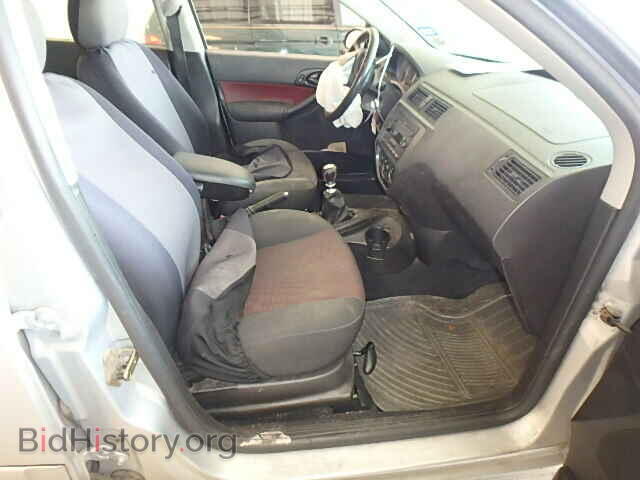 2005 FORD FOCUS - VIN: 1FAFP38Z25W211740 - Фото 5