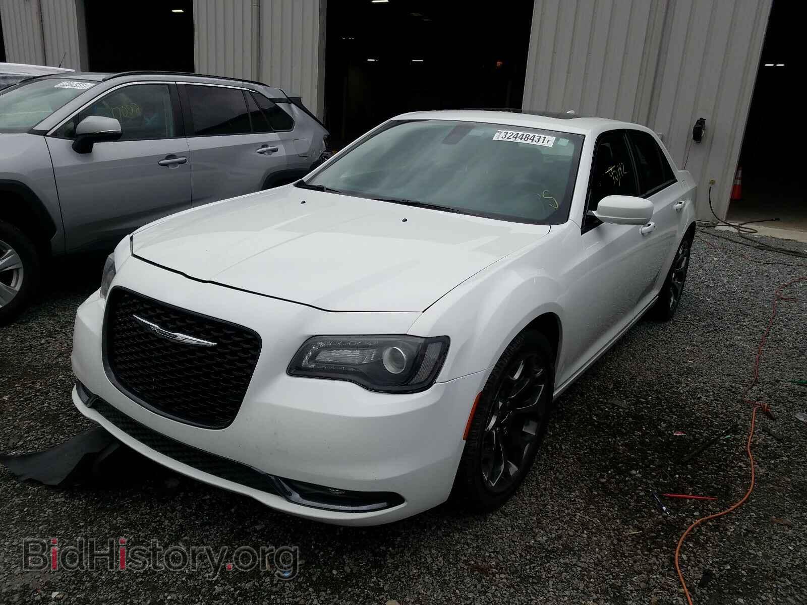 2015 CHRYSLER 300 - VIN: 2C3CCABG4FH932151 - Фото 2