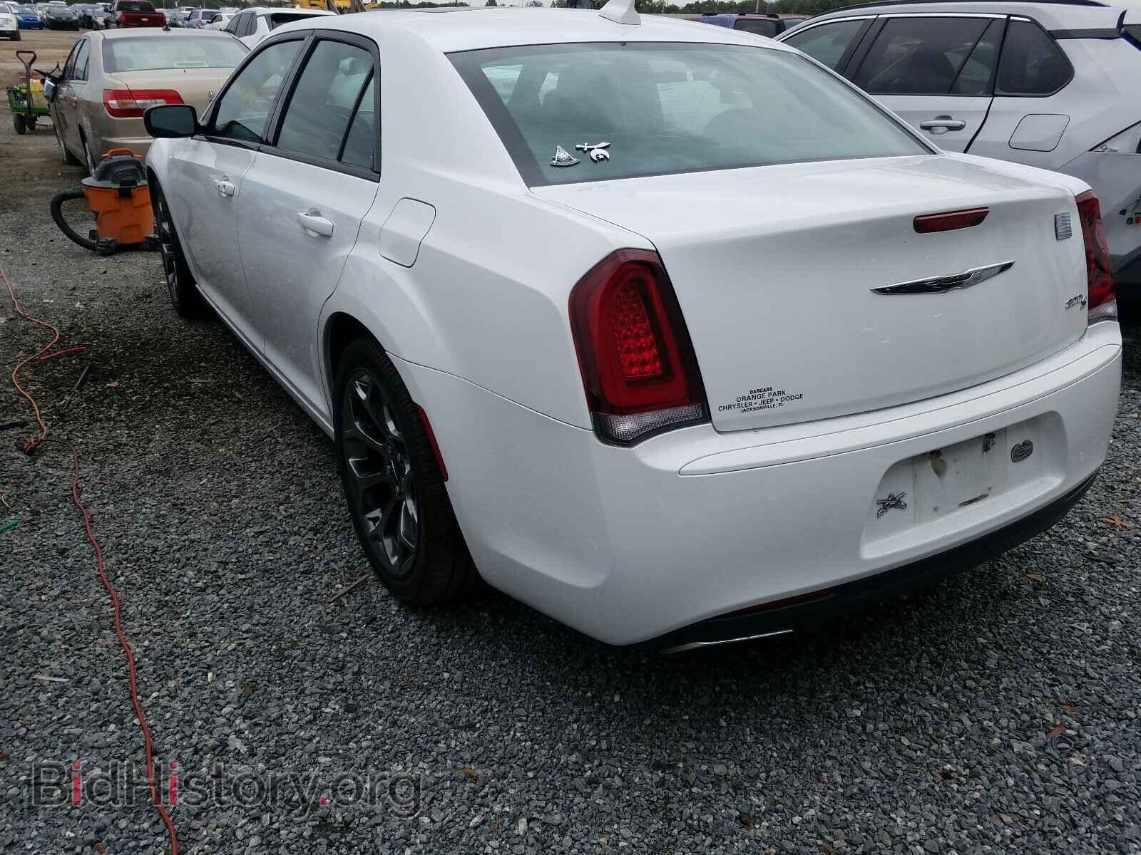 2015 CHRYSLER 300 - VIN: 2C3CCABG4FH932151 - Фото 3