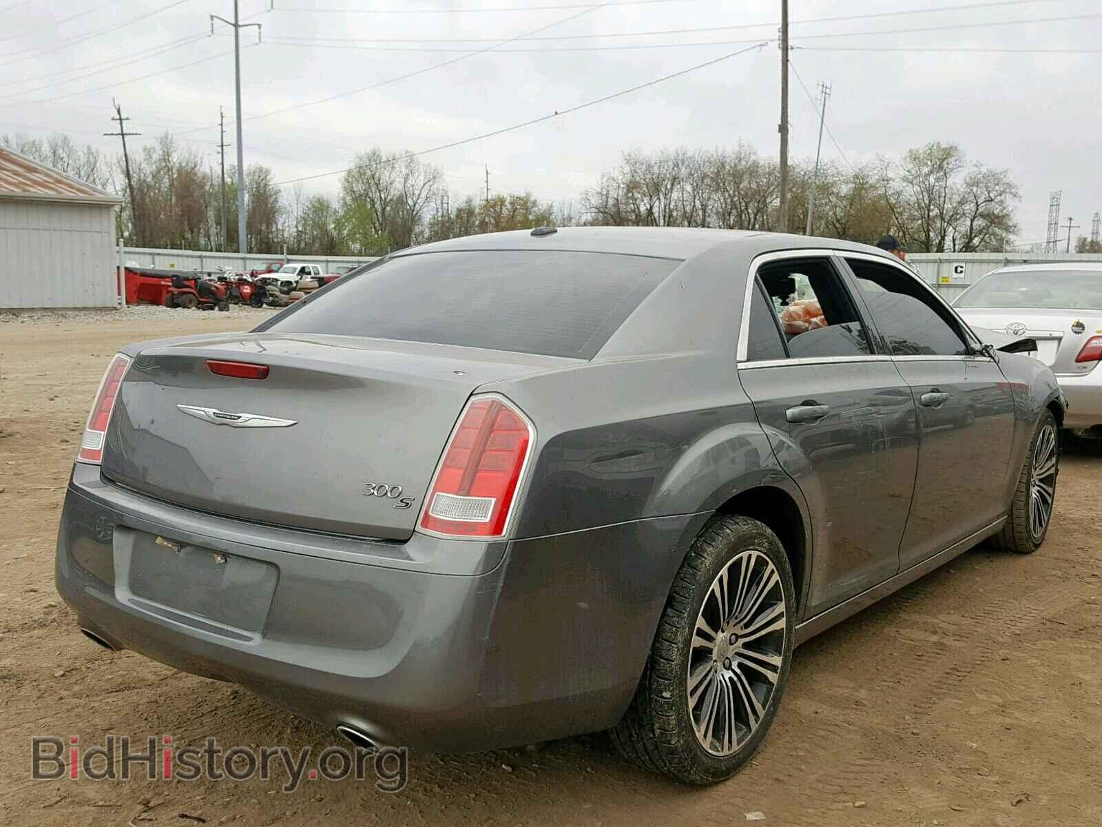 2012 CHRYSLER 300 - VIN: 2C3CCABG6CH313370 - Фото 4