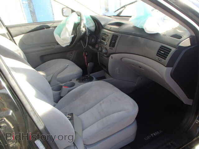 2009 KIA OPTIMA - VIN: KNAGE228895335034 - Фото 5