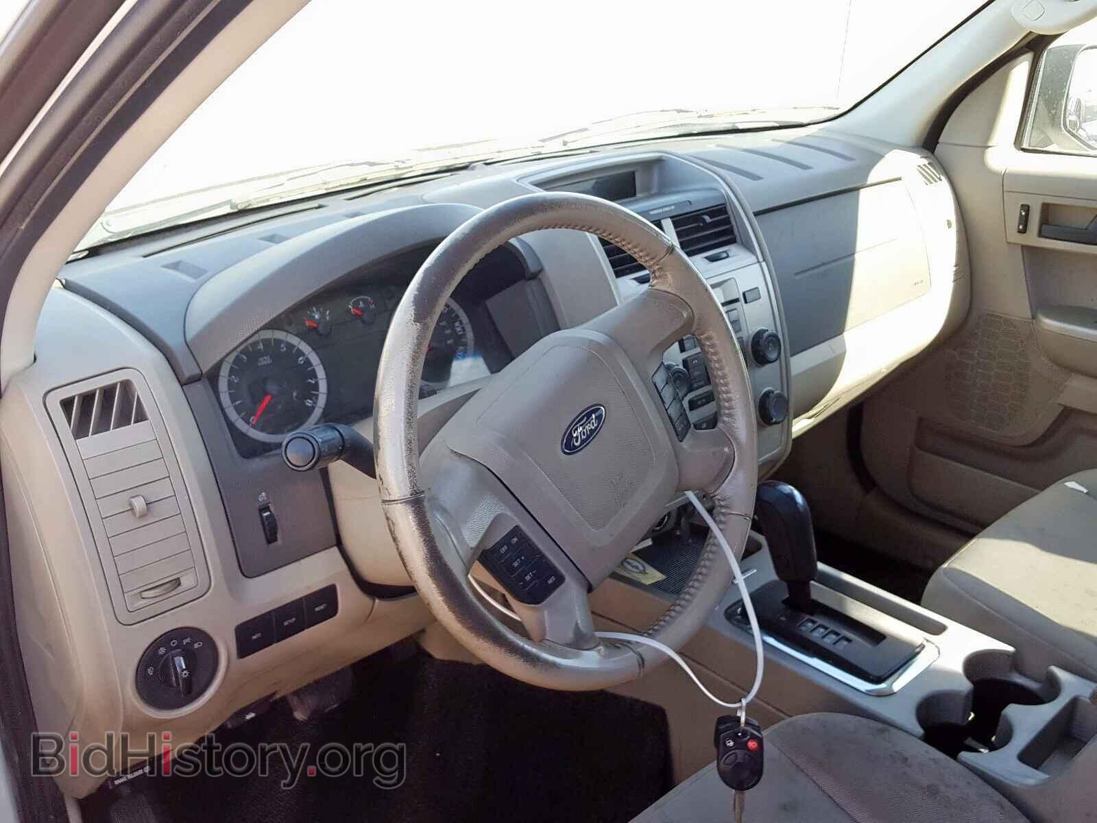 2011 FORD ESCAPE - VIN: 1FMCU0D75BKB59981 - Фото 9