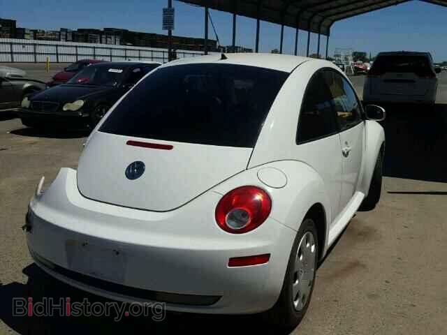 2010 VOLKSWAGEN BEETLE - VIN: 3VWPG3AG5AM000224 - Фото 4