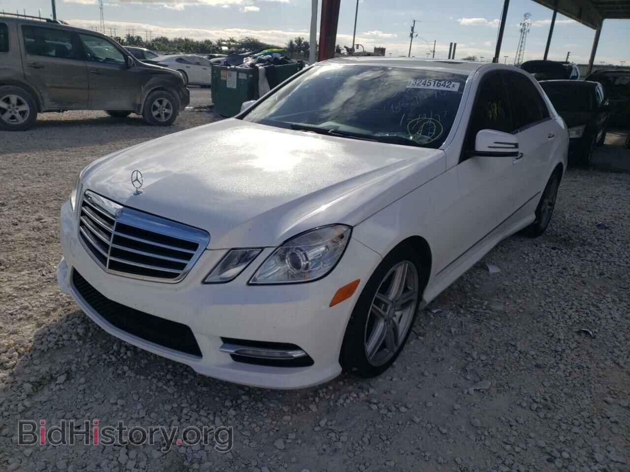 2013 MERCEDES-BENZ E-CLASS - VIN: WDDHF8JB5DA687496 - Фото 2