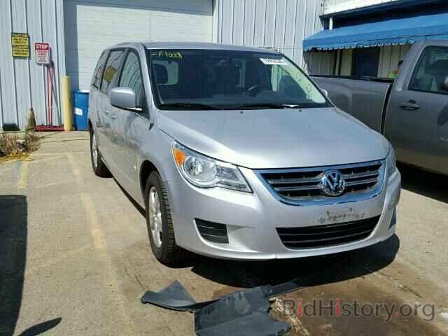 Photo 2V4RW3D14AR324687 - VOLKSWAGEN ROUTAN 2010