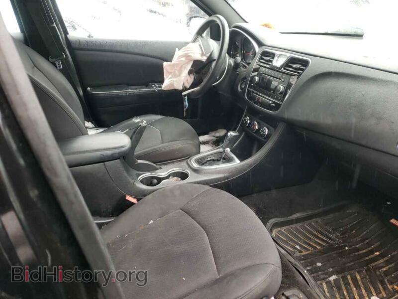 2013 Chrysler 200 (VIN 1C3CCBAB5DN568922) — photo 5 of 10