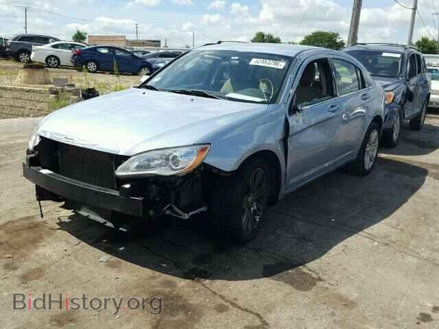 2013 CHRYSLER 200 - VIN: 1C3CCBAB4DN698223 - Фото 2