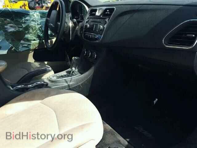 2013 CHRYSLER 200 - VIN: 1C3CCBAB4DN698223 - Фото 5