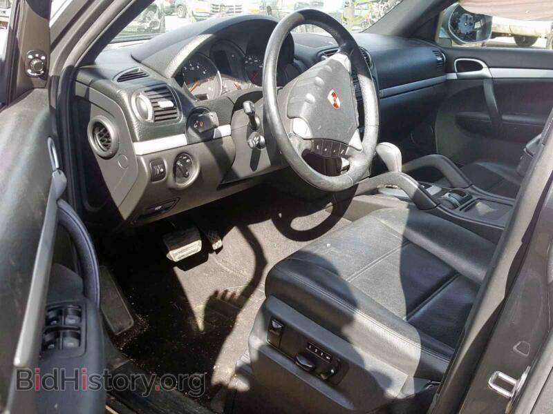 2010 Porsche CAYENNE (VIN WP1AA2AP8ALA07110) — фото 9 из 10