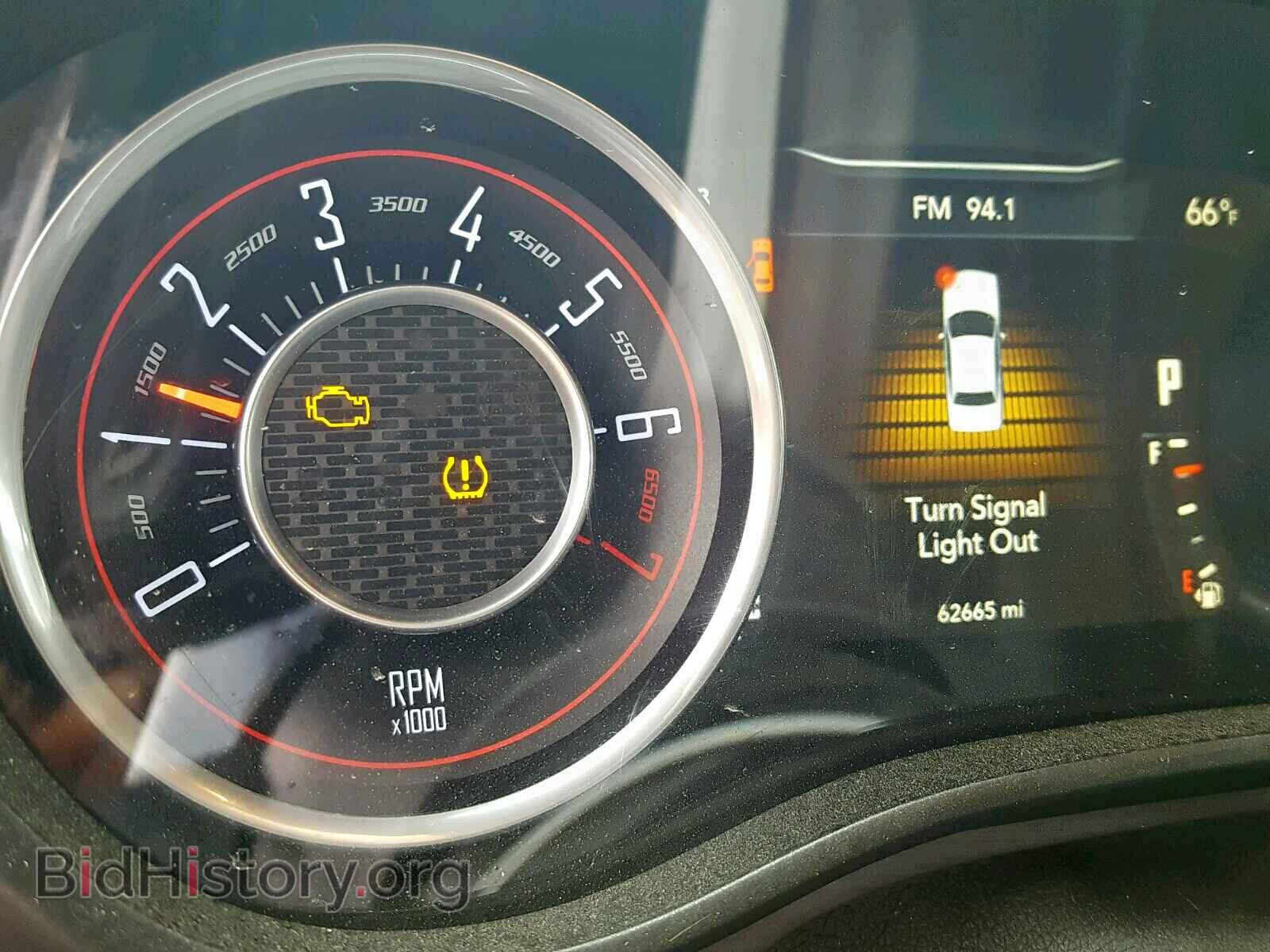 2016 DODGE CHALLENGER - VIN: 2C3CDZAG0GH124877 - Фото 8