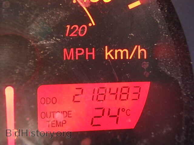 2003 TOYOTA COROLLA - VIN: 2T1KR32E93C776257 - Фото 8