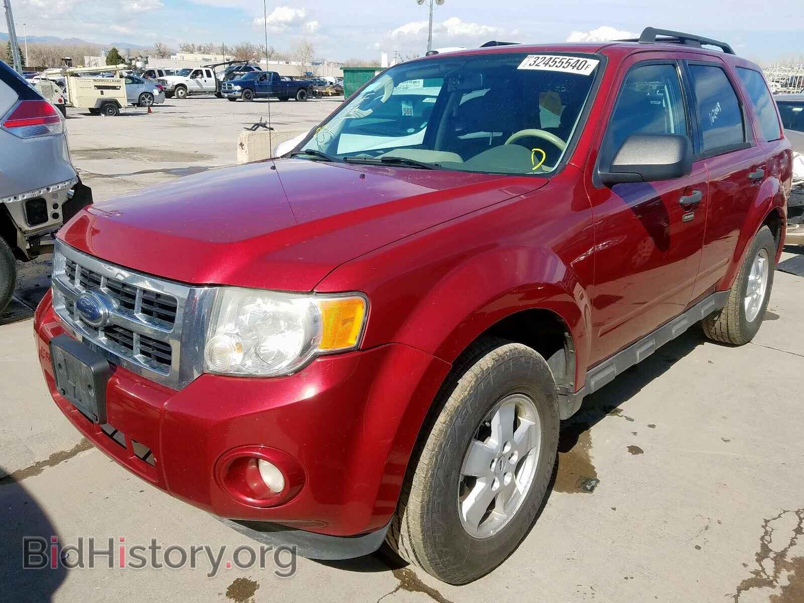 2009 FORD ESCAPE - VIN: 1FMCU93799KA45143 - Фото 2