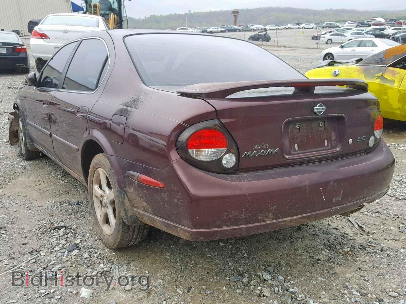 2000 NISSAN MAXIMA - VIN: JN1CA31D0YT501772 - Фото 3