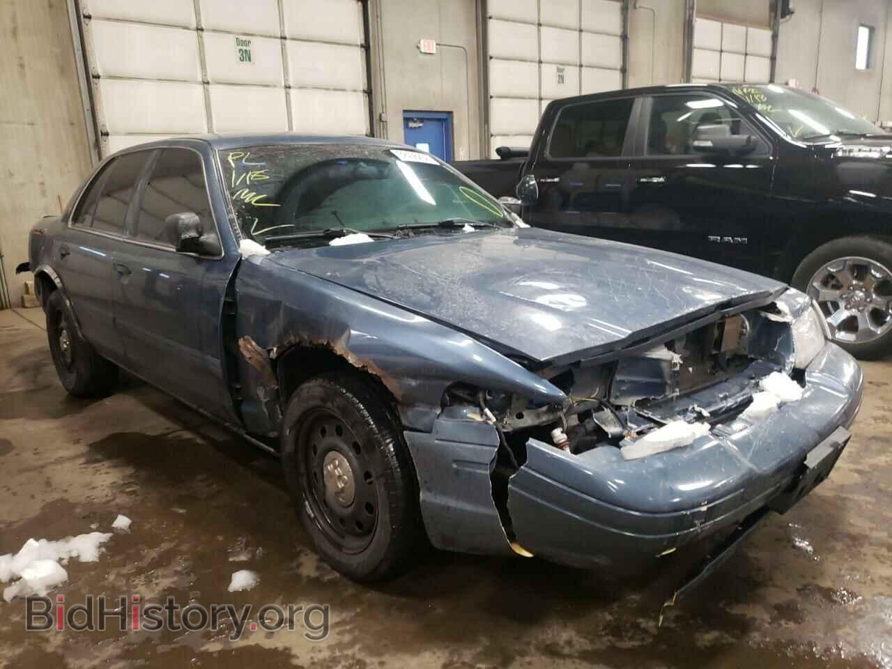 Photo 2FABP7BV8BX123741 - FORD CROWN VIC 2011
