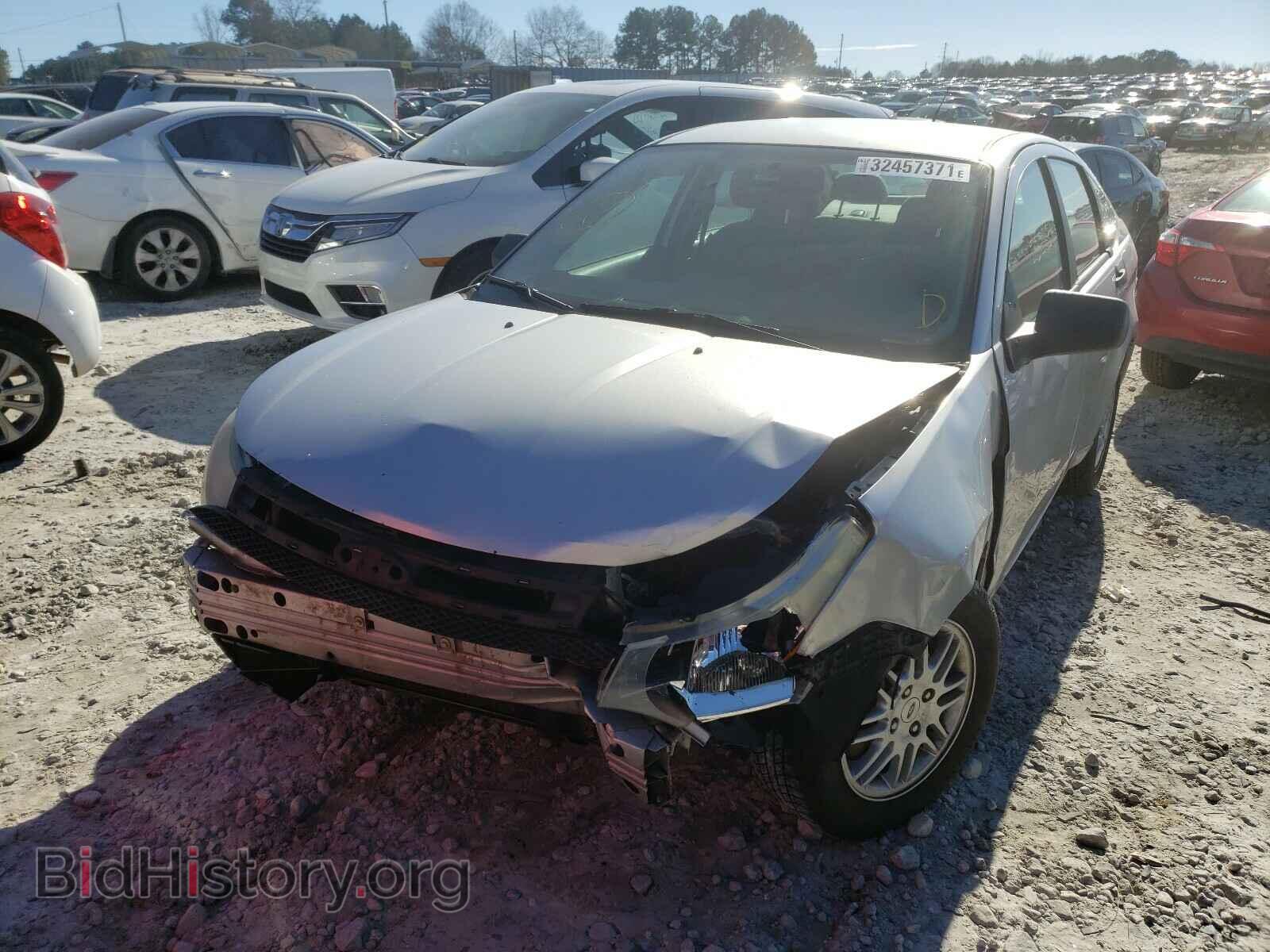 2011 FORD FOCUS - VIN: 1FAHP3FNXBW174070 - Фото 2