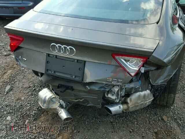 2012 AUDI A7 - VIN: WAUYGAFC8CN118176 - Фото 9
