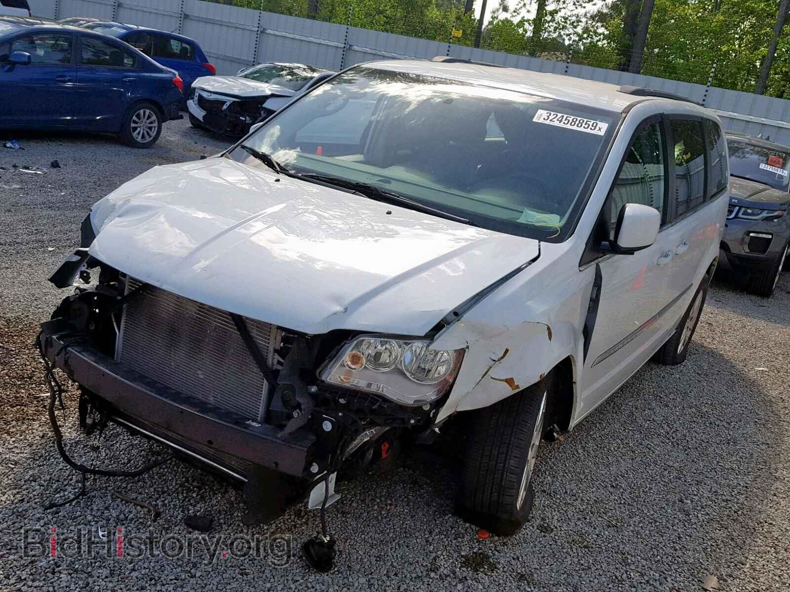 2016 CHRYSLER TOWN & COU - VIN: 2C4RC1BG4GR284165 - Фото 2