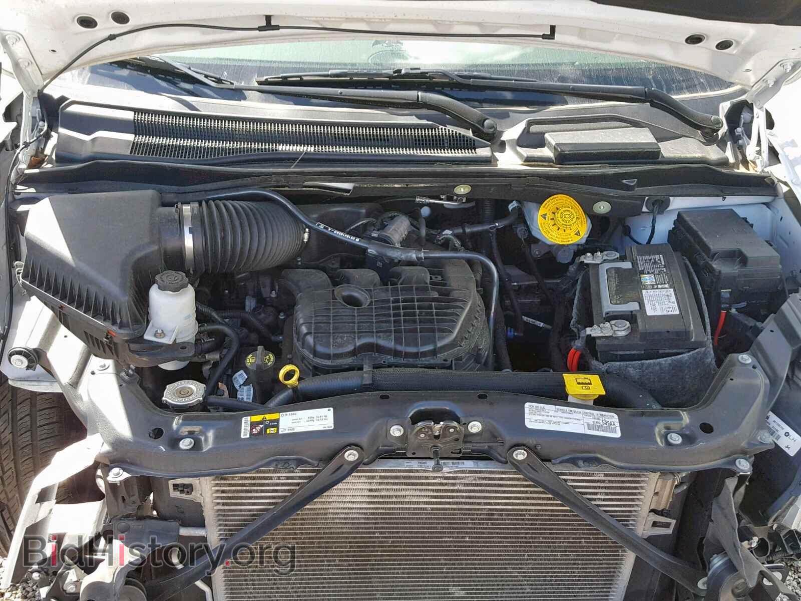 2016 CHRYSLER TOWN & COU - VIN: 2C4RC1BG4GR284165 - Фото 7