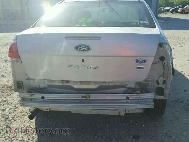 2008 FORD FOCUS - VIN: 1FAHP35N48W169070 - Фото 9
