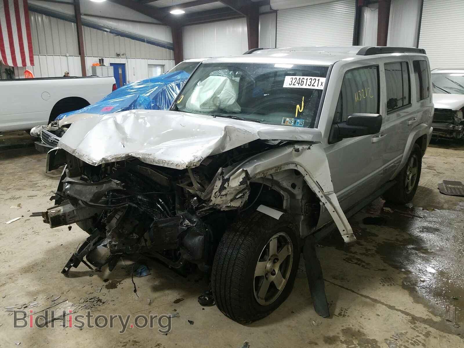 2010 JEEP COMMANDER - VIN: 1J4RG4GK4AC163360 - Фото 2