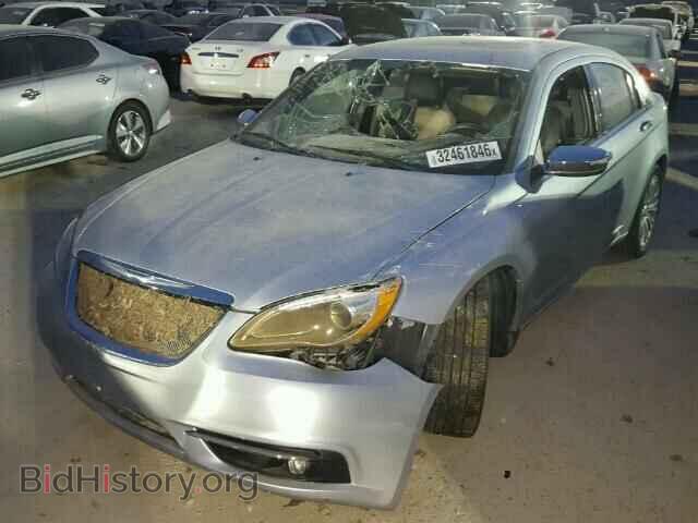 2011 CHRYSLER 200 - VIN: 1C3BC2FGXBN570825 - Фото 2