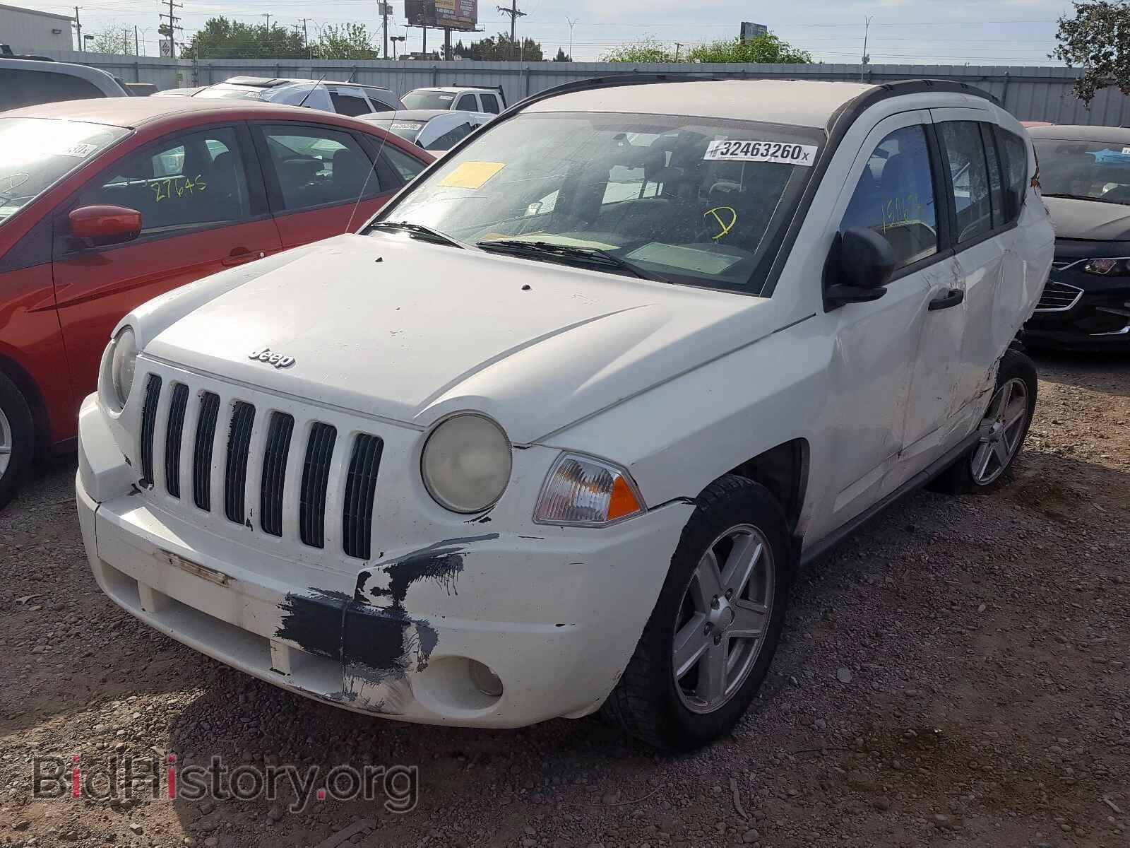 2007 JEEP COMPASS - VIN: 1J8FT47017D385997 - Фото 2