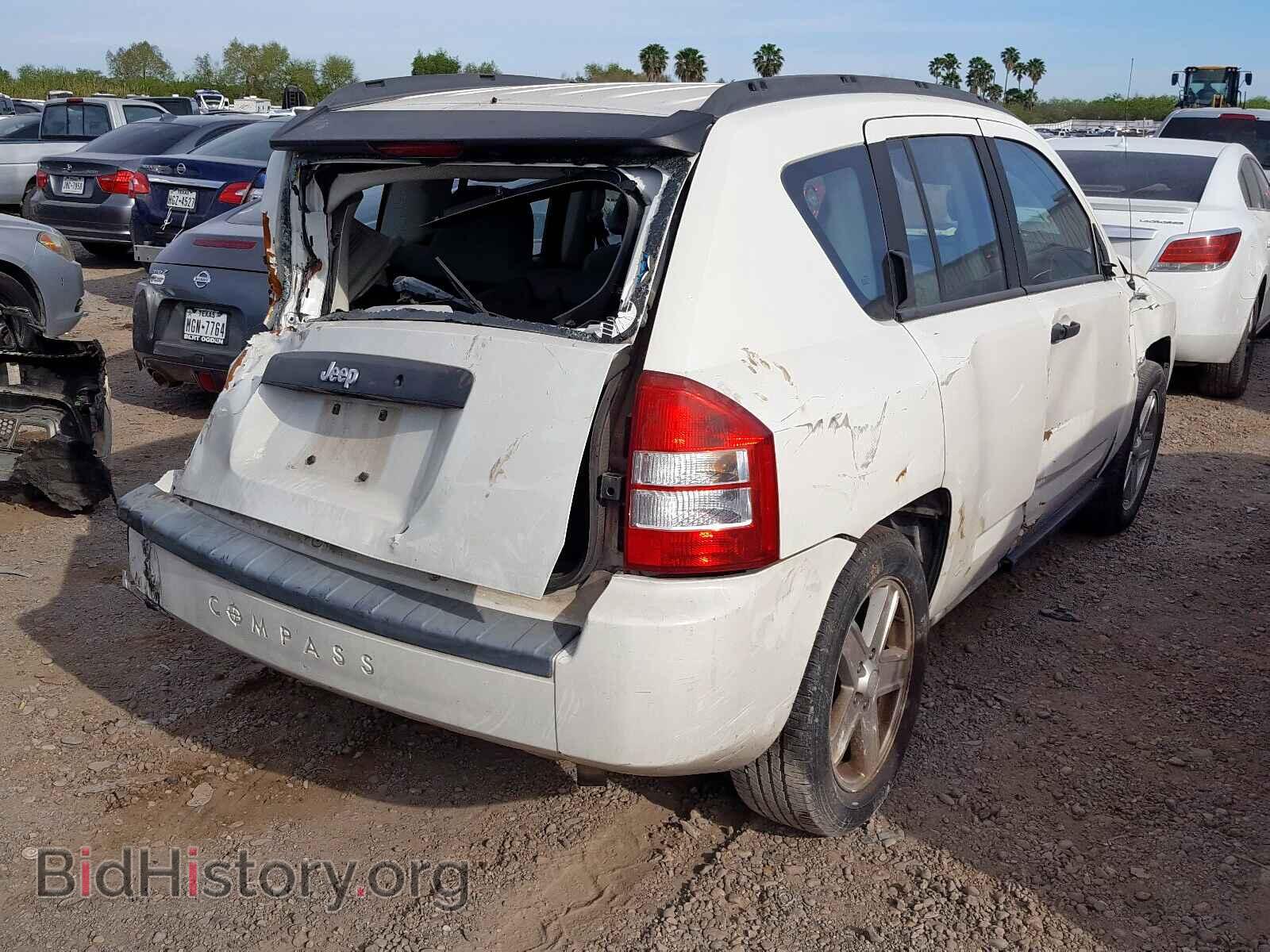 2007 JEEP COMPASS - VIN: 1J8FT47017D385997 - Фото 4