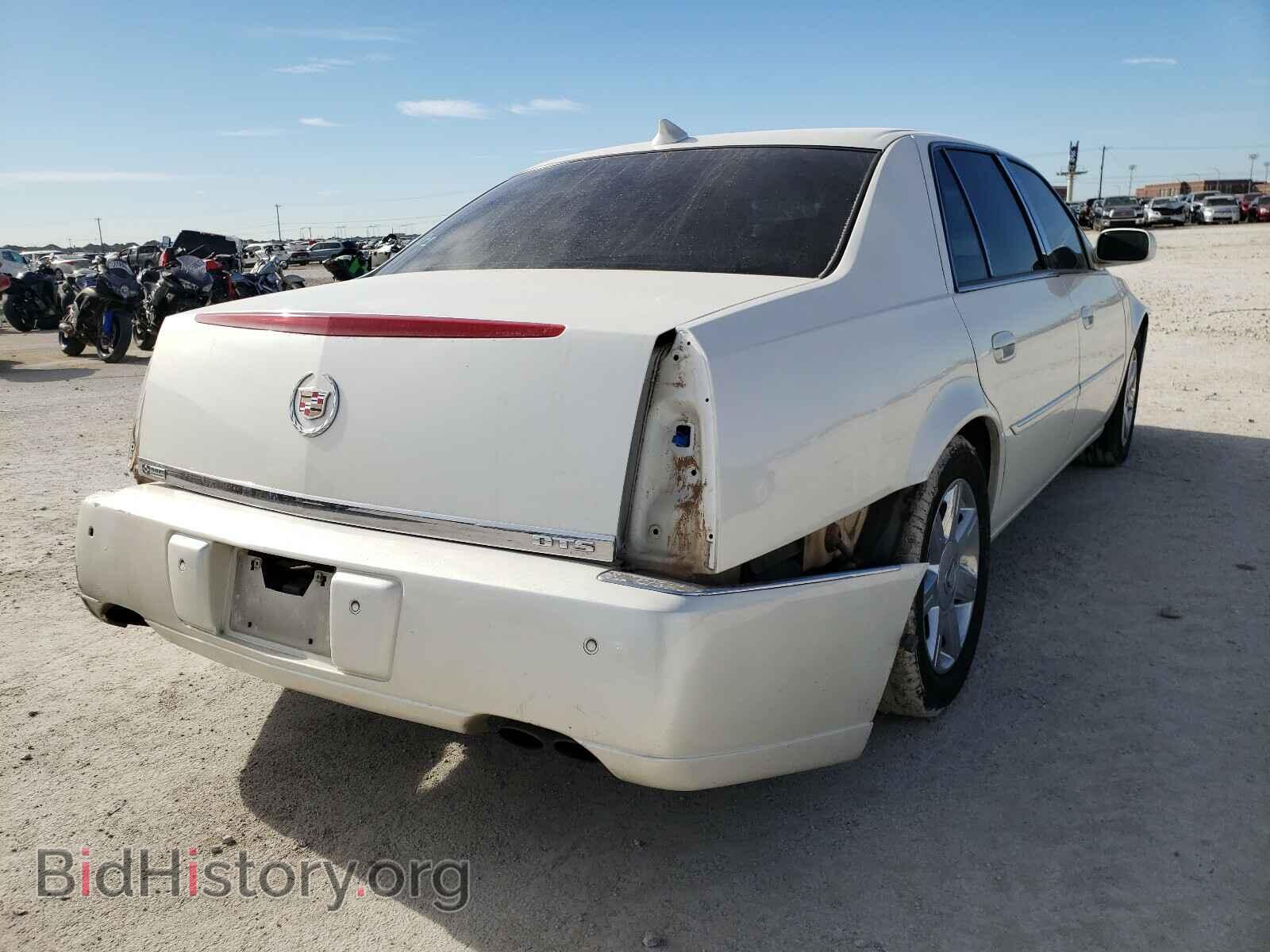 2011 CADILLAC DTS - VIN: 1G6KD5E67BU126961 - Фото 4