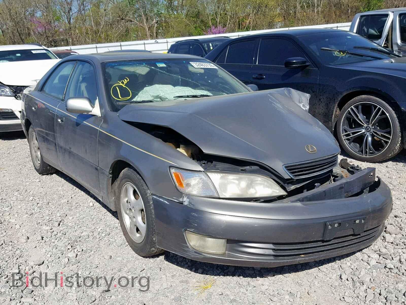 Фотография JT8BF22G6V0061923 - LEXUS ES300 1997