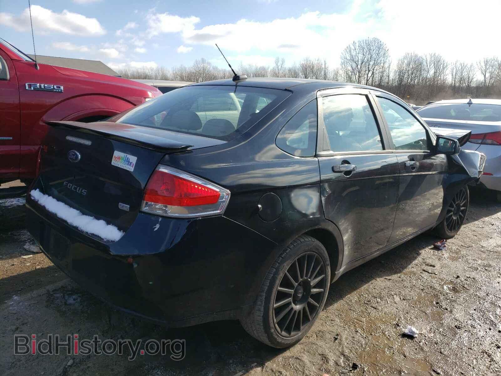 2009 FORD FOCUS - VIN: 1FAHP36N39W151482 - Фото 4