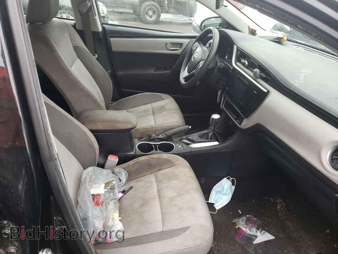 2017 TOYOTA COROLLA - VIN: 2T1BURHEXHC821500 - Фото 5