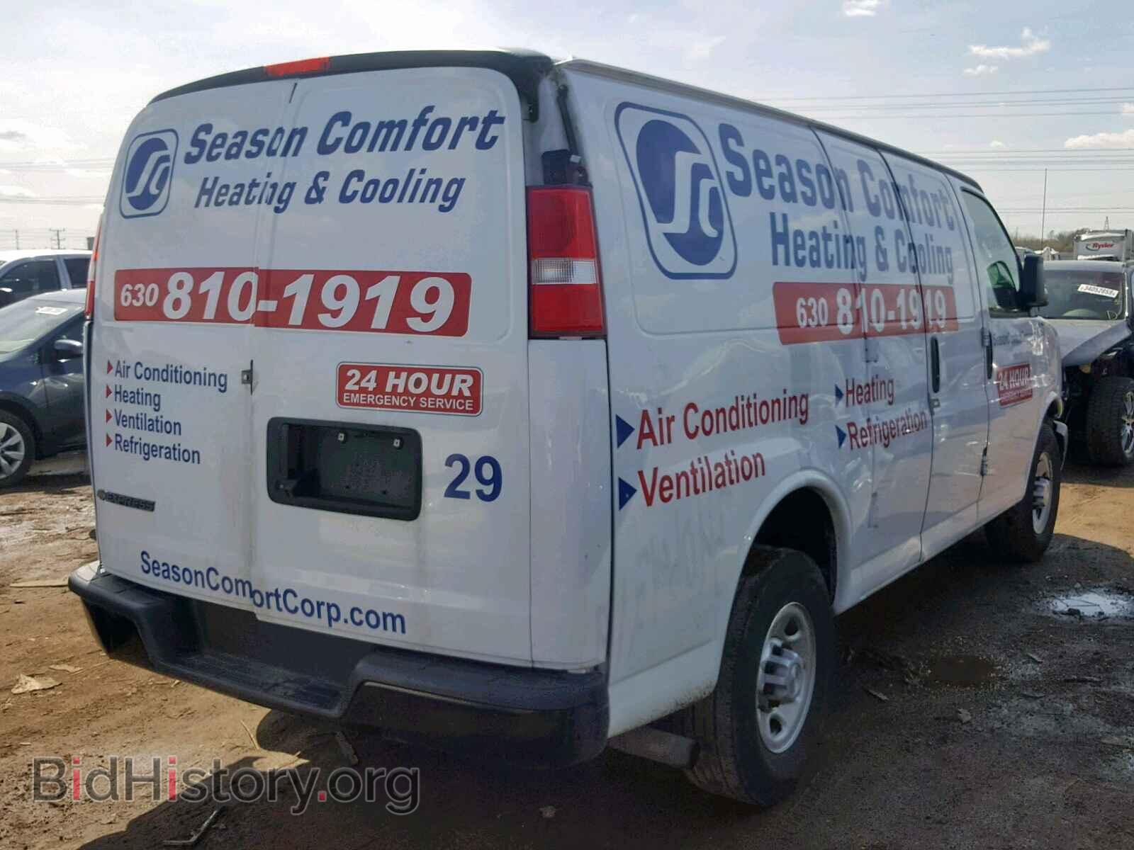 2017 CHEVROLET EXPRESS - VIN: 1GCWGAFF7H1110668 - Фото 4