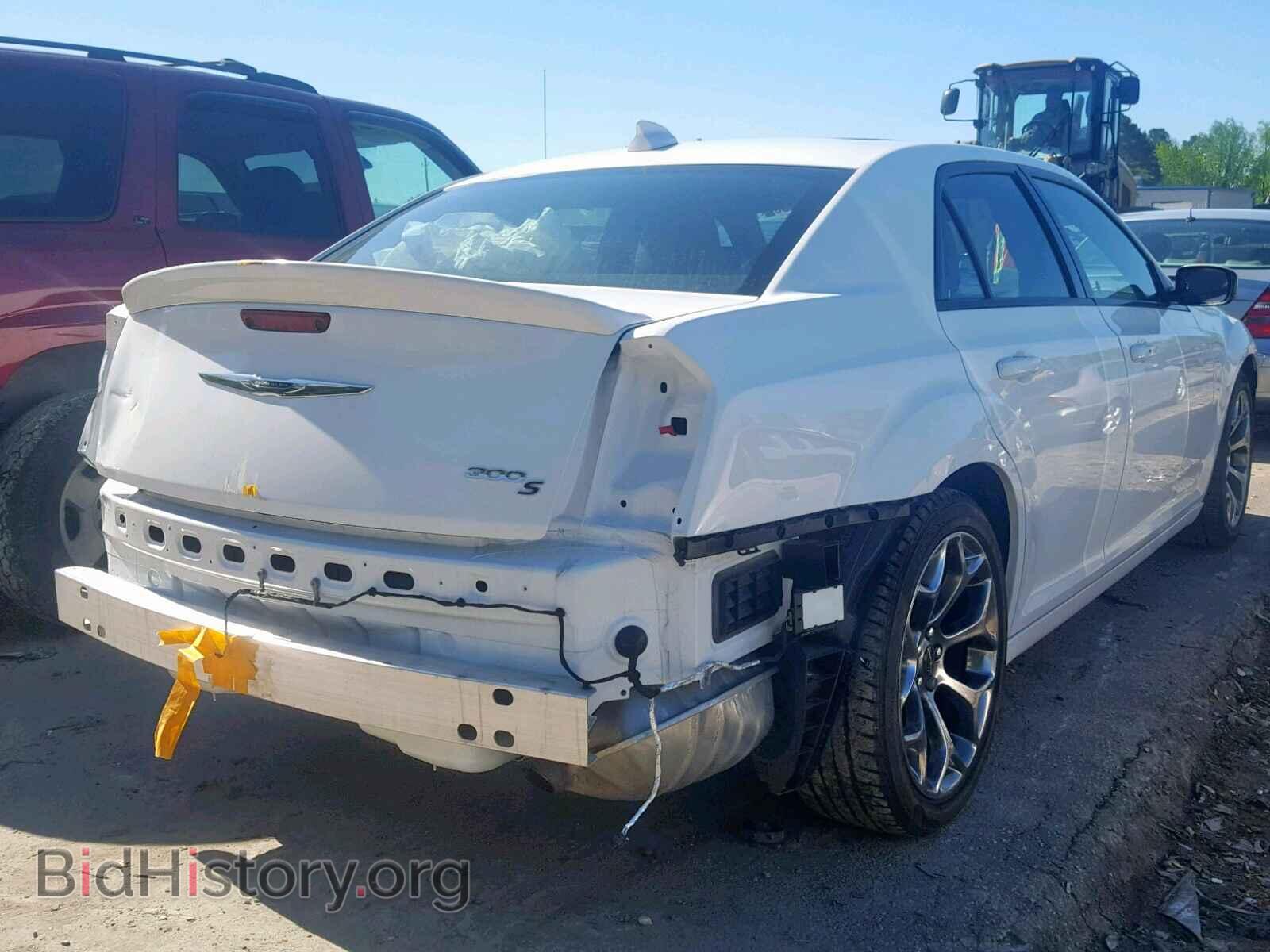 2017 CHRYSLER 300 - VIN: 2C3CCABG8HH526585 - Фото 4