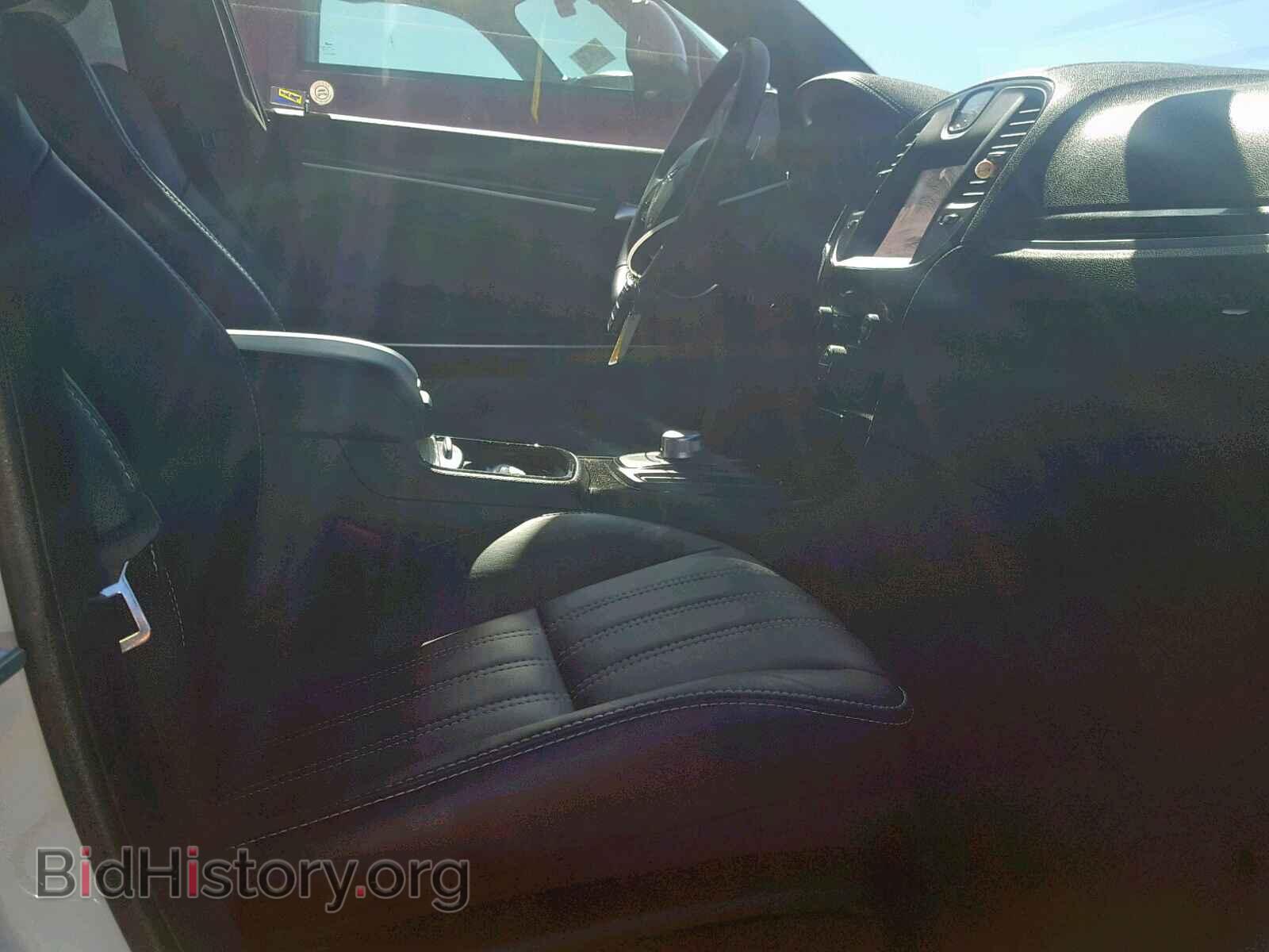 2017 CHRYSLER 300 - VIN: 2C3CCABG8HH526585 - Фото 5