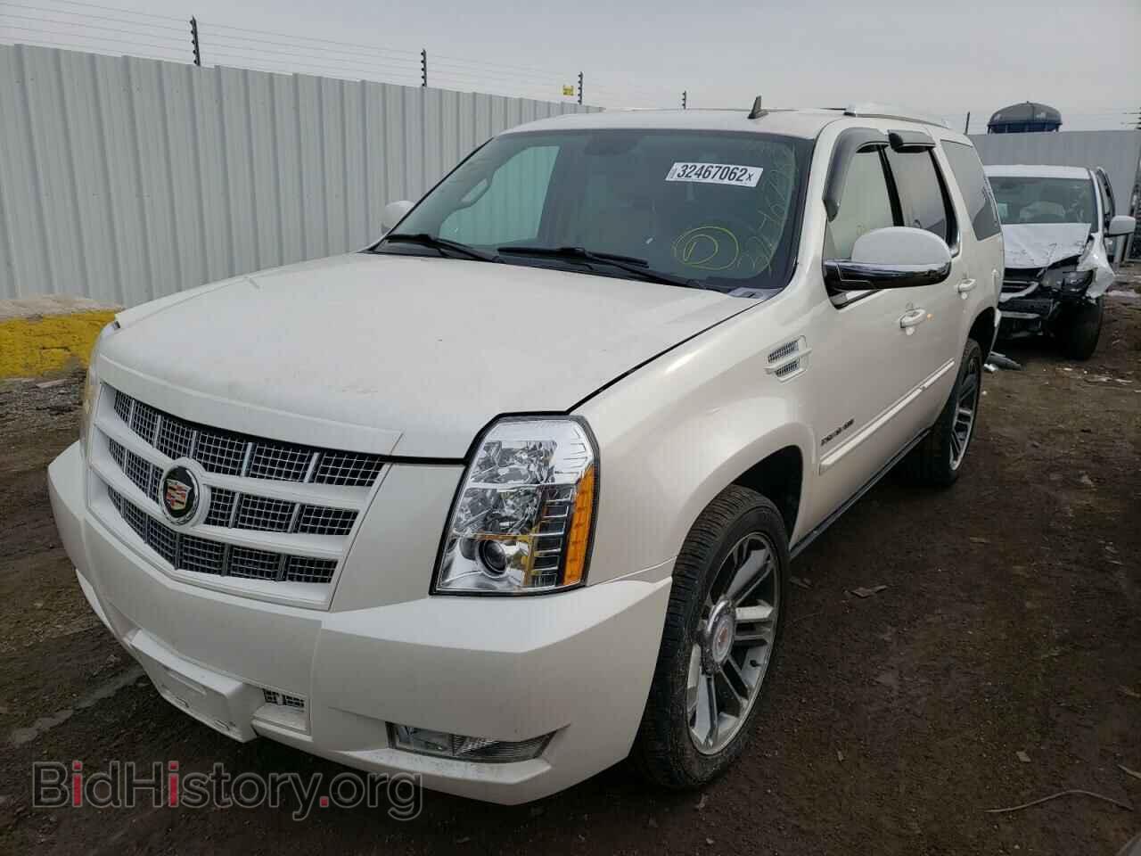 2013 CADILLAC ESCALADE - VIN: 1GYS4CEF1DR223347 - Фото 2
