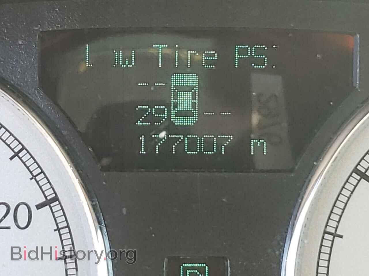 2006 CHRYSLER 300 - VIN: 2C3KA63H06H464652 - Фото 8