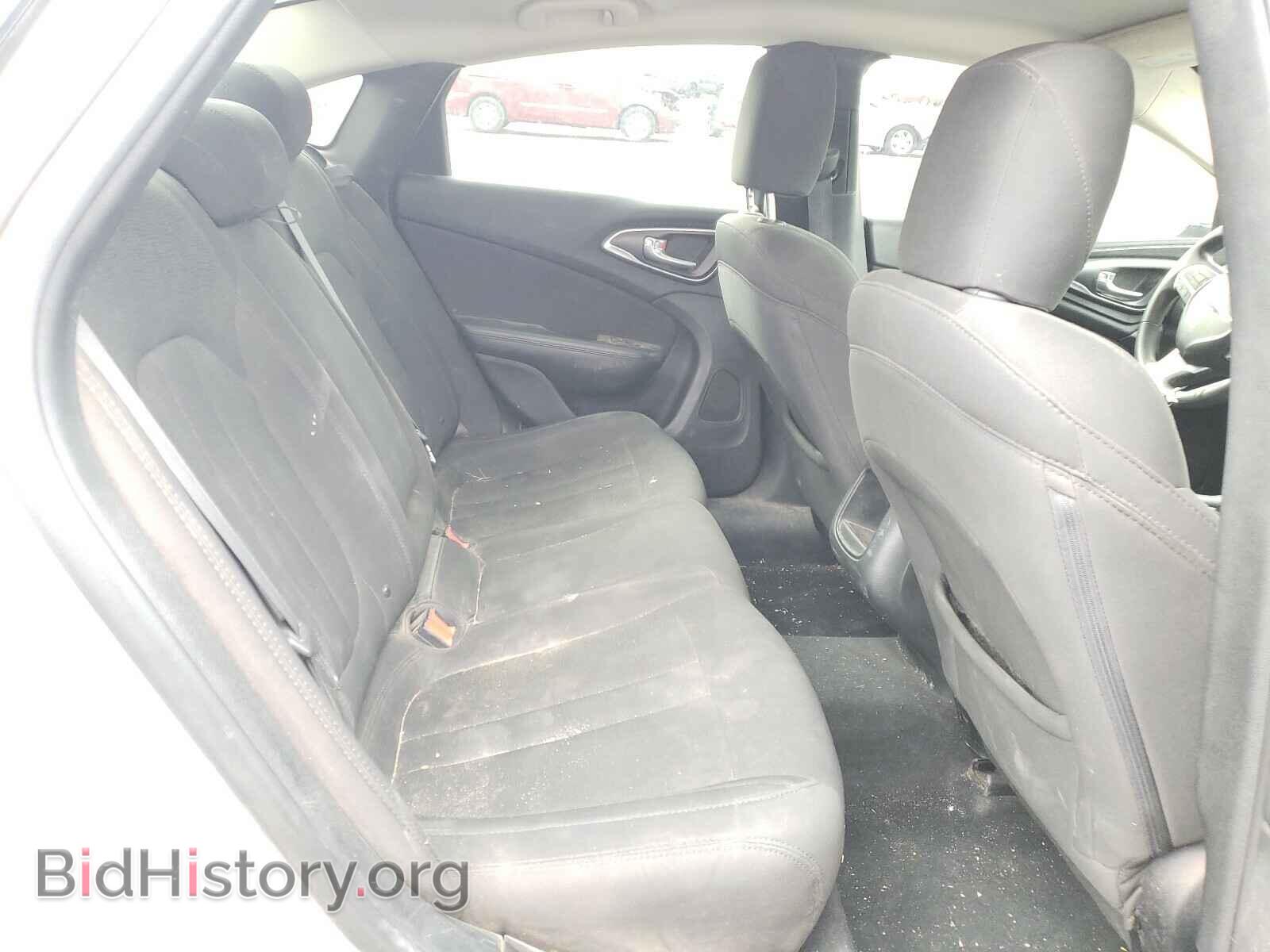 2016 CHRYSLER 200 - VIN: 1C3CCCAB9GN161955 - Фото 6