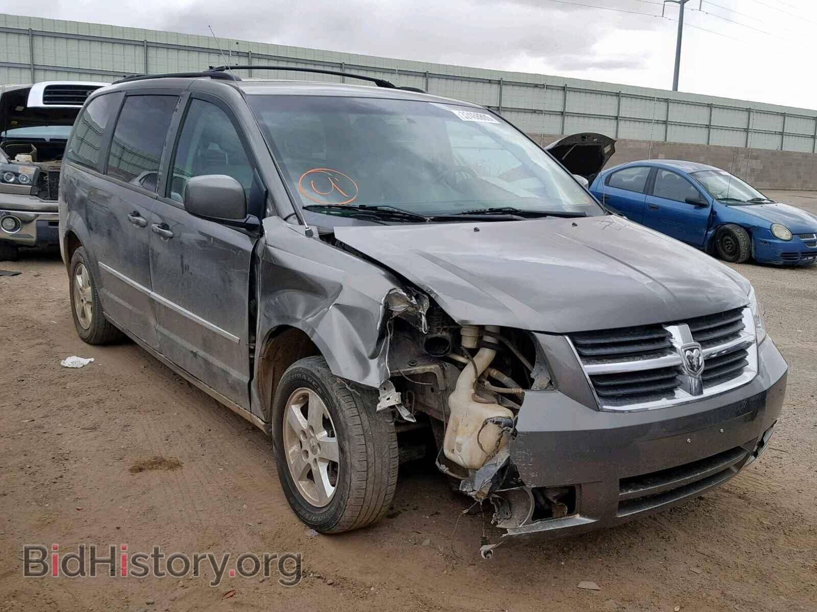Фотография 2D4RN5D12AR218329 - DODGE GRAND CARA 2010
