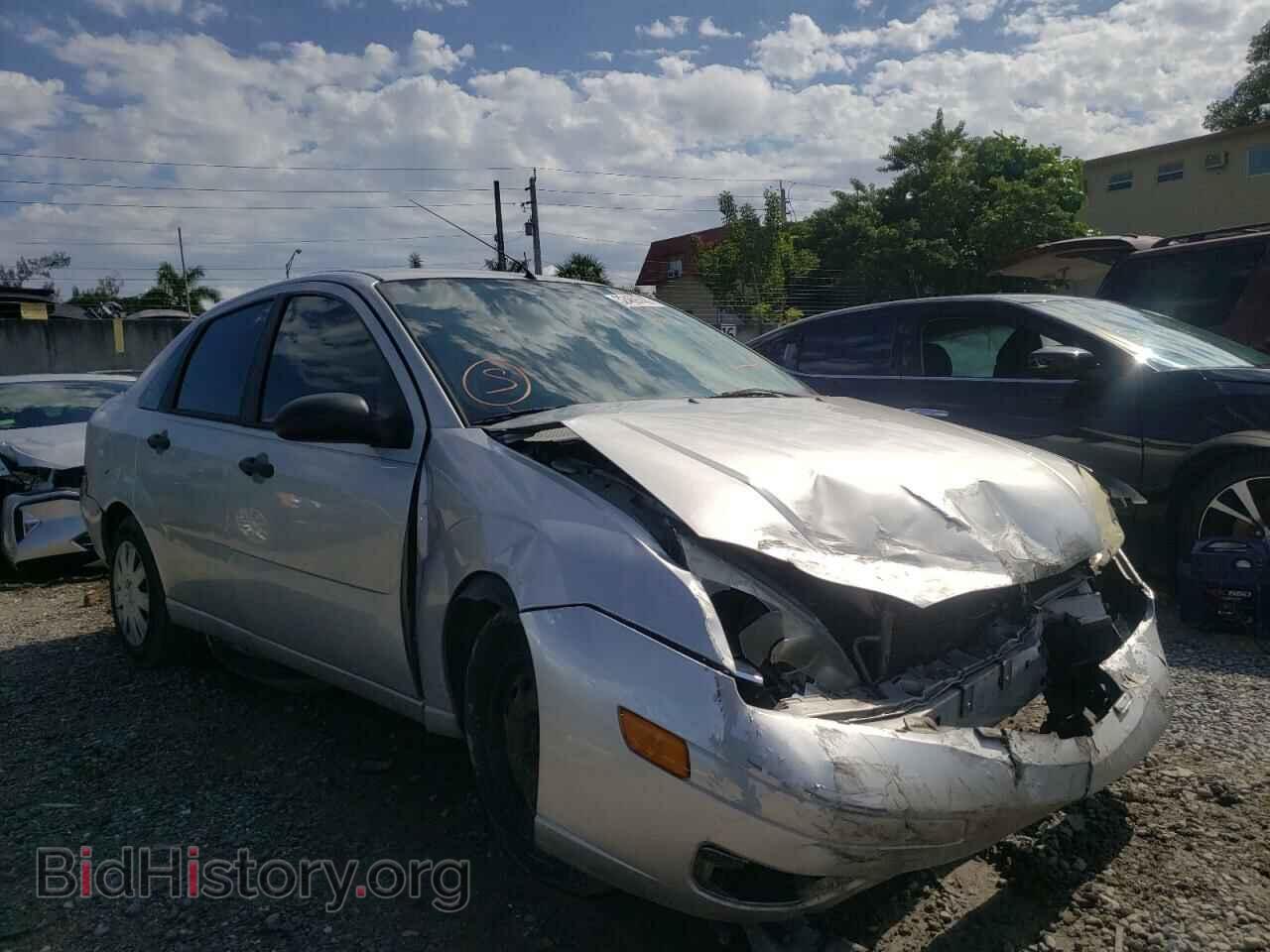 Photo 1FAFP34N56W177717 - FORD FOCUS 2006