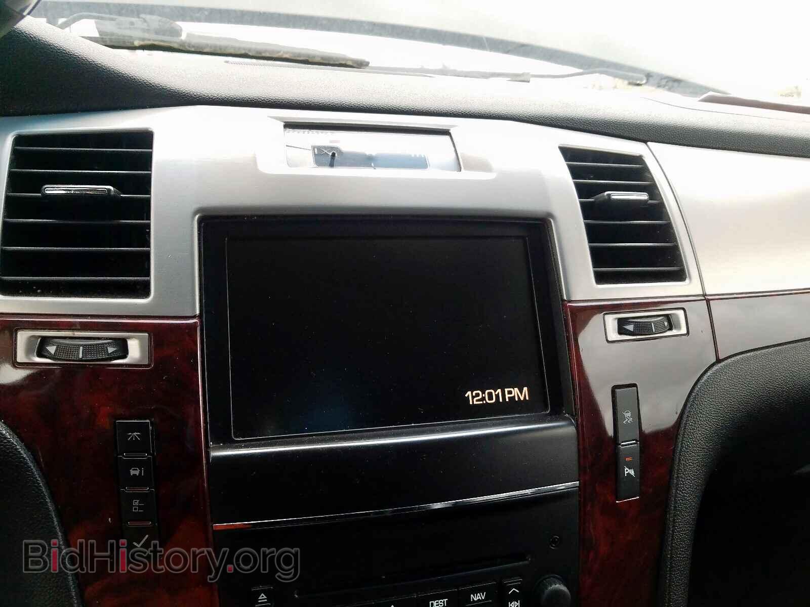 2011 CADILLAC ESCALADE - VIN: 1GYS4HEF0BR180890 - Фото 9